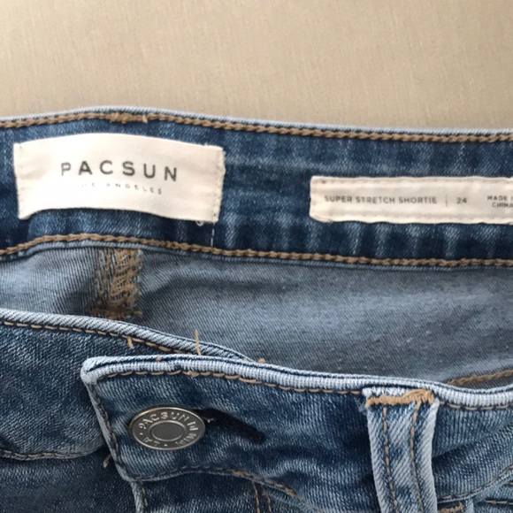 PacSun super stretch shortie size 24 Jean Shorts - Picture 3 of 3